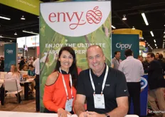 Cecilia Flores Paez with T&G Global and Roger Aguirre with Oppy talked about Envy’s 10-year anniversary and how popular the apple is in North America.